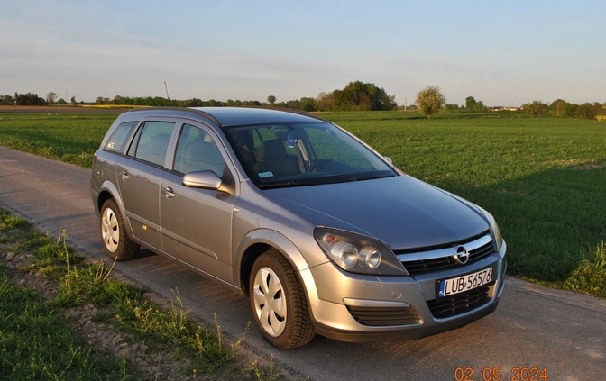 Opel Astra cena 9999 przebieg: 212272, rok produkcji 2006 z Iłża małe 301